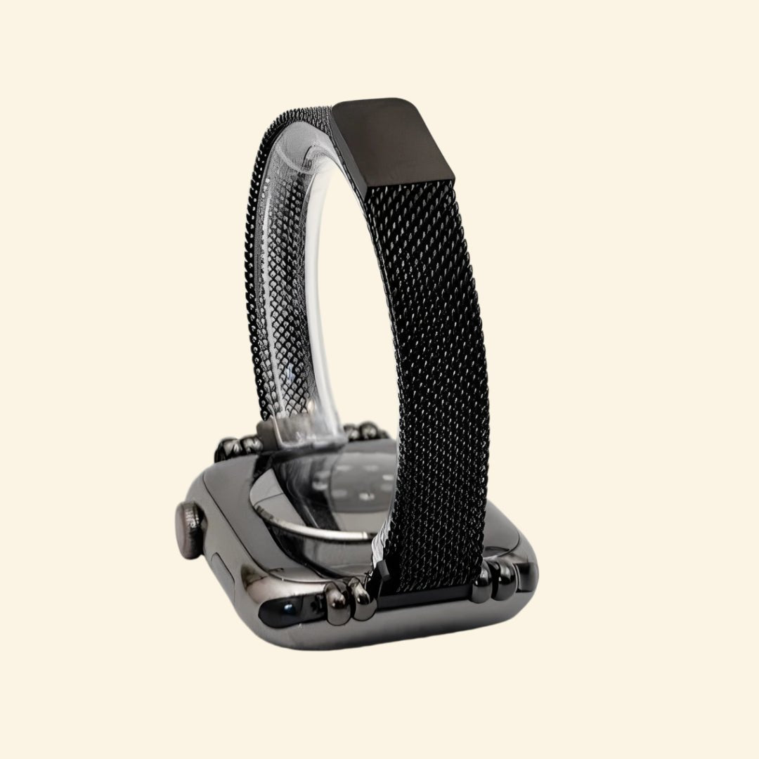Obsidian Black Milanese Mesh Band with Vintage Lugs for Apple Watch - Carapace StudioWatch BandCarapace StudioCarapace StudioCS-5646-OBS-MIL-1Apple Watch Ultra 3 (49mm)Obsidian Milanese Mesh Band — standalone band display with vintage lug detail
