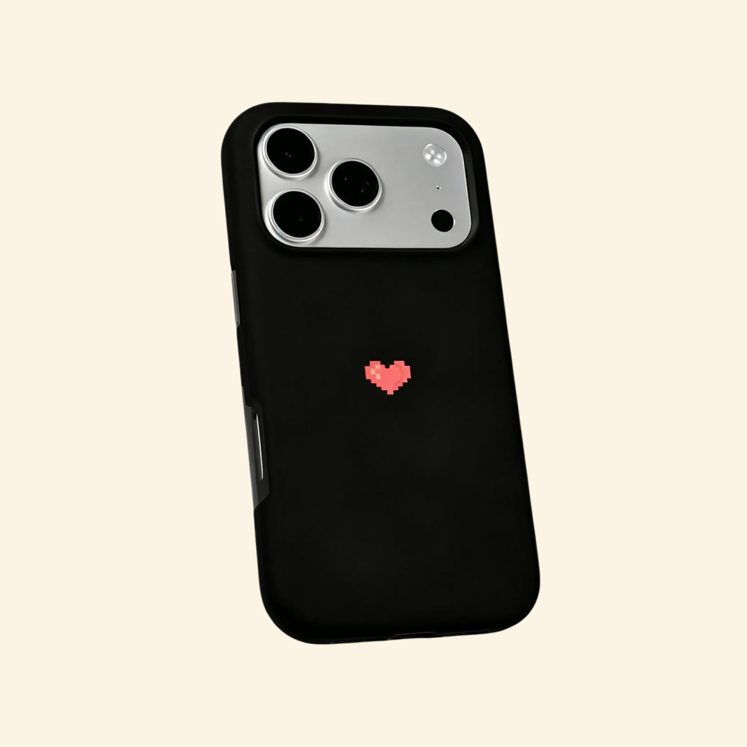 The Pixel Case Retro Pixel Heart – hand-held lifestyle shot